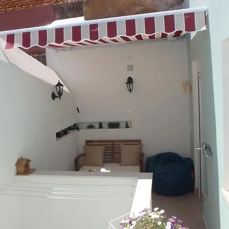 In - Ac, Wi-fi 2 Bedroom Apt *