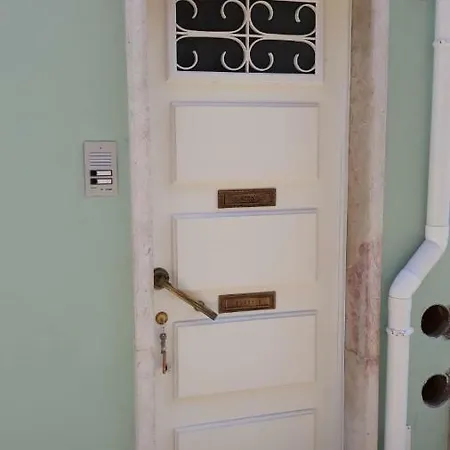 In - Ac, Wi-fi 2 Bedroom Apt *