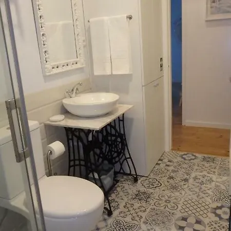 In - Ac, Wi-fi 2 Bedroom Apt *