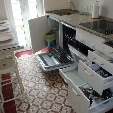 In - Ac, Wi-fi 2 Bedroom Apt Daire Setúbal