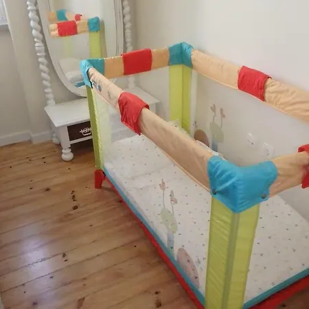 Daire In - Ac, Wi-fi 2 Bedroom Apt Setúbal