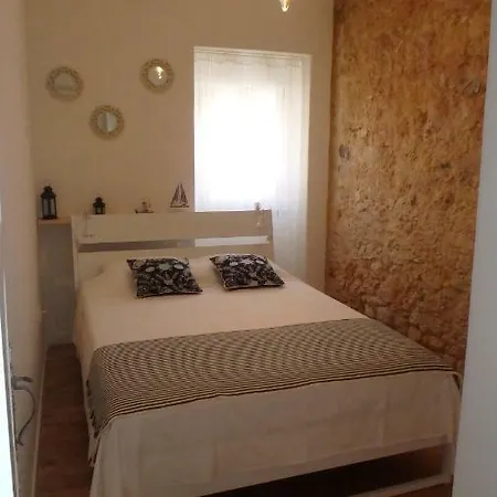 Daire In - Ac, Wi-fi 2 Bedroom Apt *