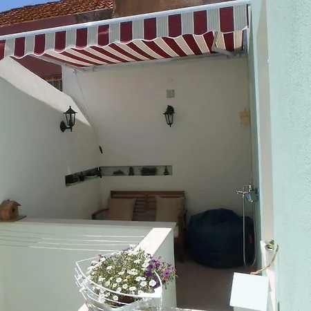 In - Ac, Wi-fi 2 Bedroom Apt *
